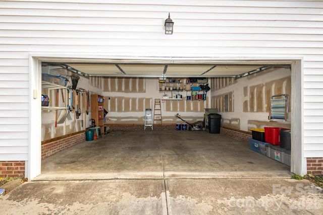 2601 Rustic Ridge Court, Charlotte, NC 28270