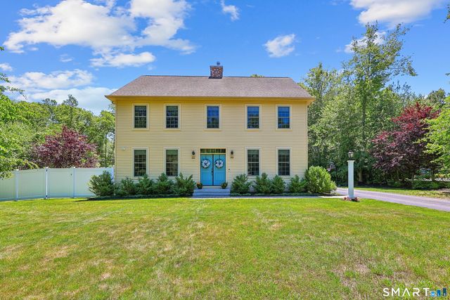 29 Green Valley Lakes Road, East Lyme, CT 06333