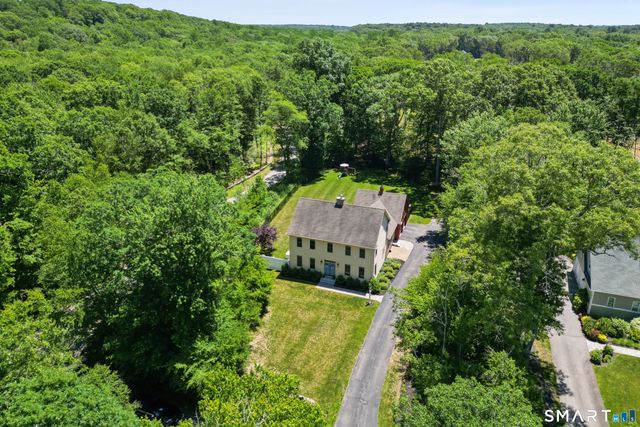 29 Green Valley Lakes Road, East Lyme, CT 06333