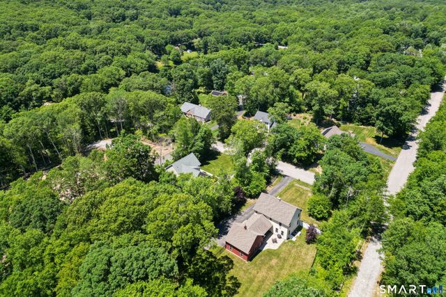 29 Green Valley Lakes Road, East Lyme, CT 06333