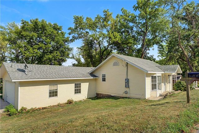 276 N A Street, Centerton, AR 72719
