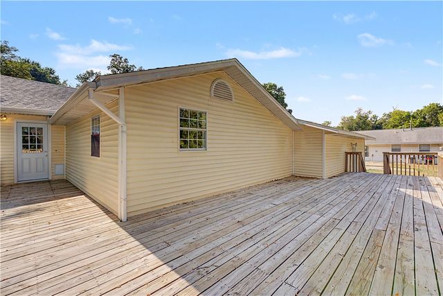 276 N A Street, Centerton, AR 72719