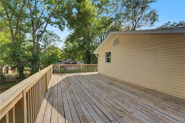 276 N A Street, Centerton, AR 72719
