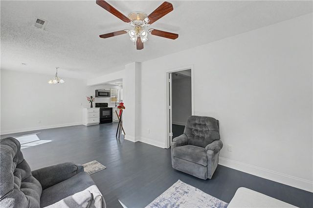 276 N A Street, Centerton, AR 72719