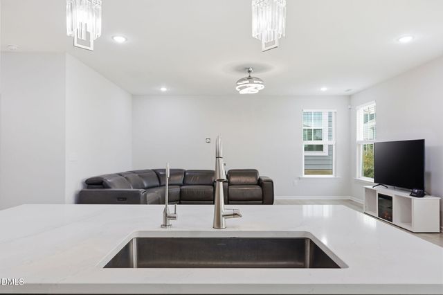 2367 Kettle Falls Station, Apex, NC 27502