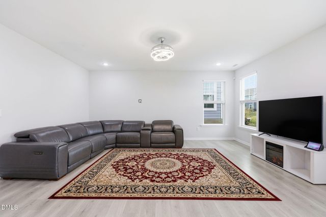 2367 Kettle Falls Station, Apex, NC 27502