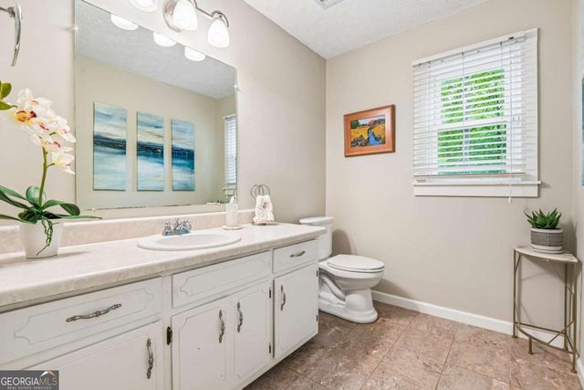 160 Deanna Court, Lawrenceville, GA 30046