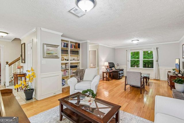 160 Deanna Court, Lawrenceville, GA 30046