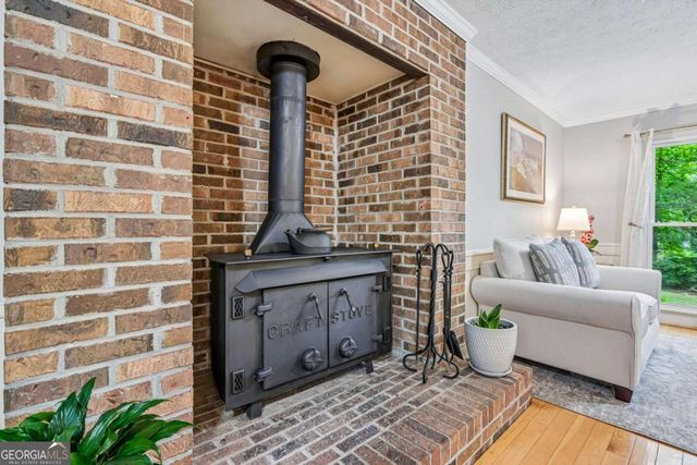 160 Deanna Court, Lawrenceville, GA 30046