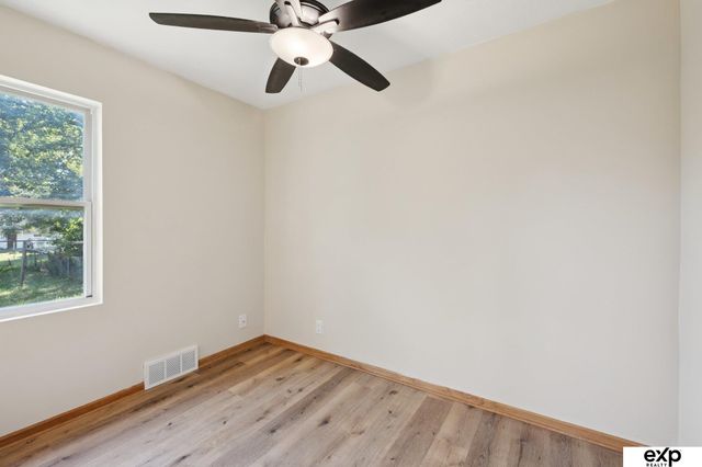 3355 N 40 Avenue, Omaha, NE 68111