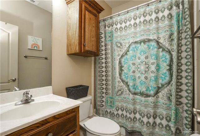 1110 E 8th Street, San Juan, TX 78589