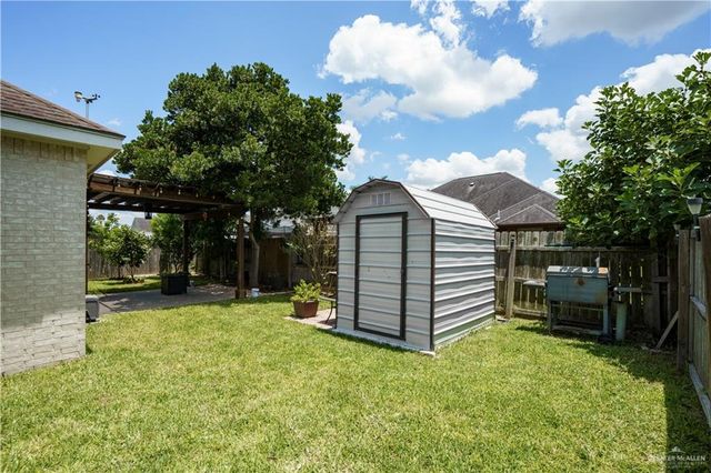1110 E 8th Street, San Juan, TX 78589