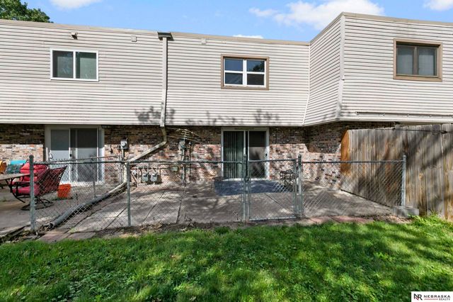 3710 N 40th Street, Lincoln, NE 68504