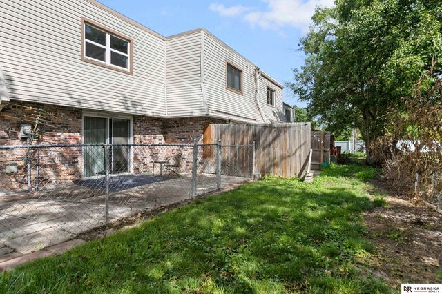 3710 N 40th Street, Lincoln, NE 68504