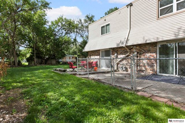3710 N 40th Street, Lincoln, NE 68504
