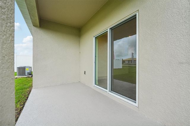 717 CROWN ROSE DRIVE, Eagle Lake, FL 33839