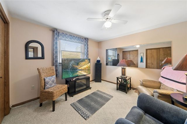 113 Skyview Dr, Penn Twp, PA 15644