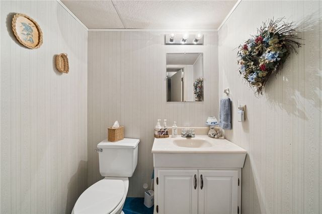 113 Skyview Dr, Penn Twp, PA 15644