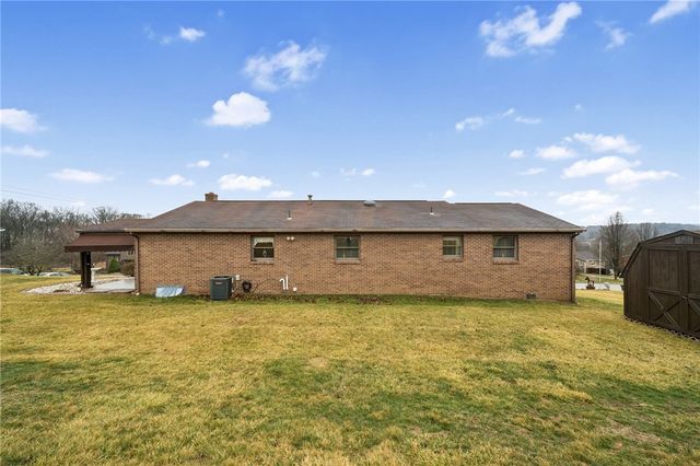 113 Skyview Dr, Penn Twp, PA 15644