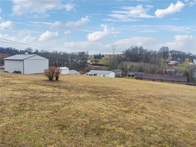 113 Skyview Dr, Penn Twp, PA 15644