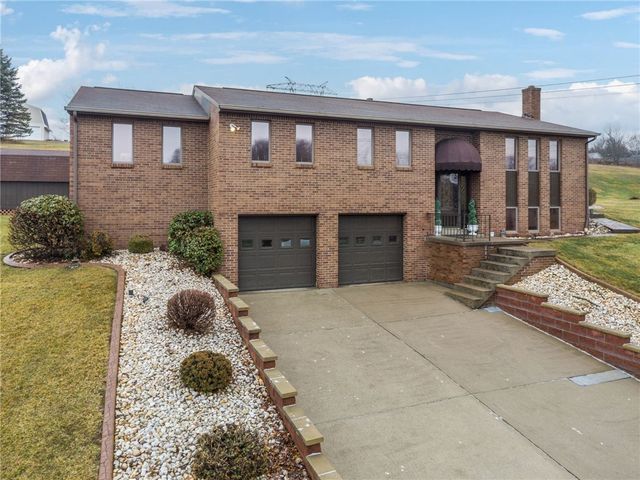 113 Skyview Dr, Penn Twp, PA 15644