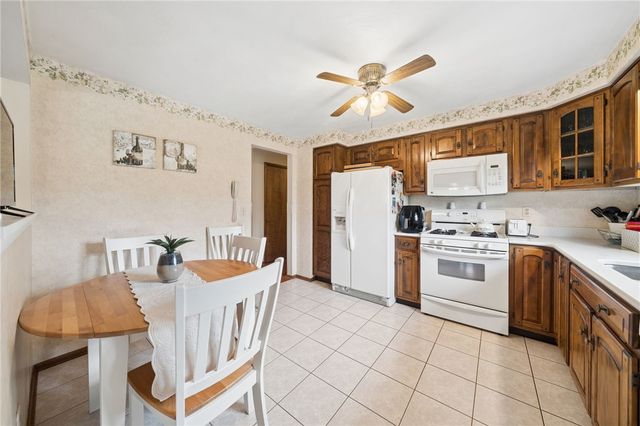 113 Skyview Dr, Penn Twp, PA 15644