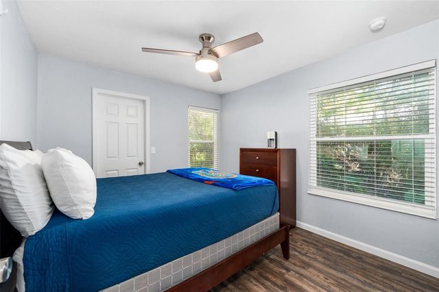 2256 W UNIVERSITY AVENUE, Gainesville, FL 32603