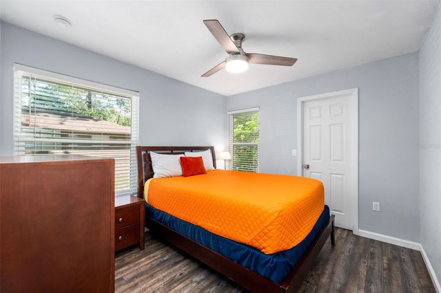 2256 W UNIVERSITY AVENUE, Gainesville, FL 32603