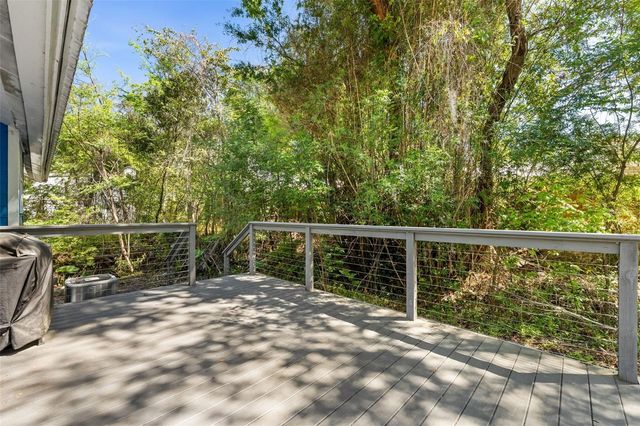 2256 W UNIVERSITY AVENUE, Gainesville, FL 32603