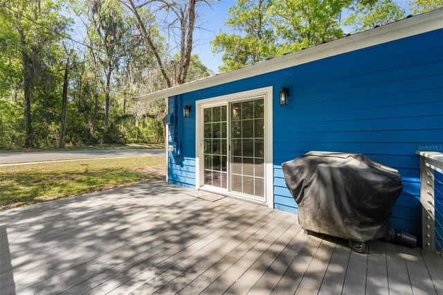 2256 W UNIVERSITY AVENUE, Gainesville, FL 32603