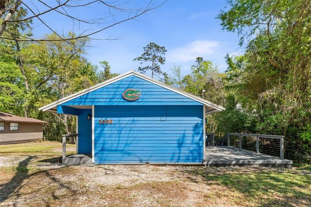2256 W UNIVERSITY AVENUE, Gainesville, FL 32603