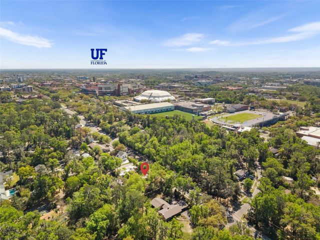 2256 W UNIVERSITY AVENUE, Gainesville, FL 32603