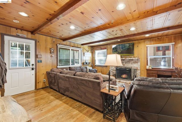 22334 Twain Harte Drive, Twain Harte, CA 95383