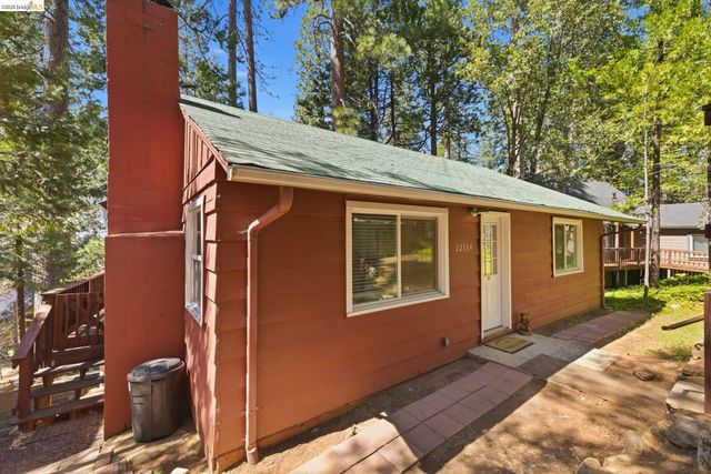22334 Twain Harte Drive, Twain Harte, CA 95383