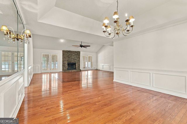 415 W McIntosh Road, Brooks, GA 30205