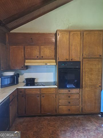 402 Emmett Street, Riverdale, GA 30274