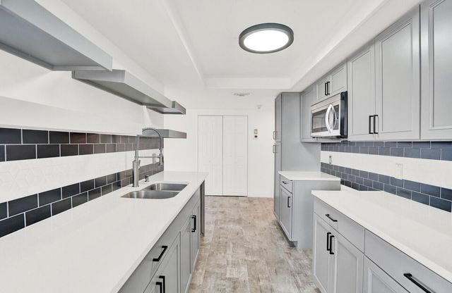 5460 N Ocean Drive 1d, Singer Island, FL 33404