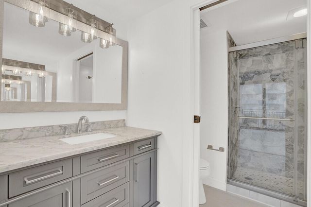 5460 N Ocean Drive 1d, Singer Island, FL 33404