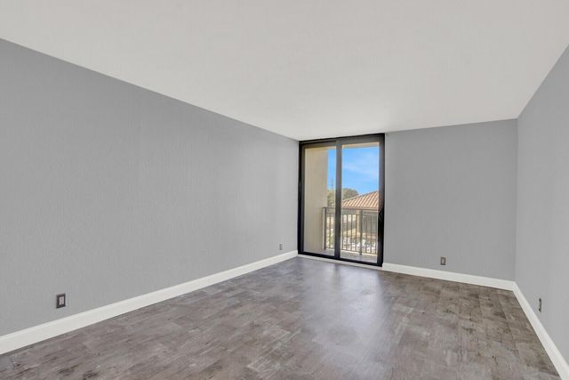 5460 N Ocean Drive 1d, Singer Island, FL 33404