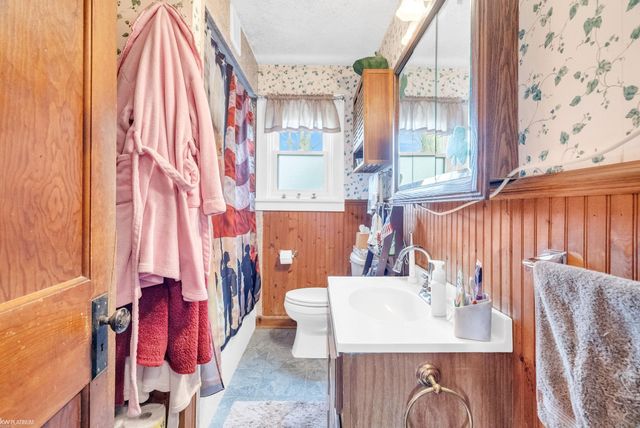 210 Brockway Road, Yale, MI 48097