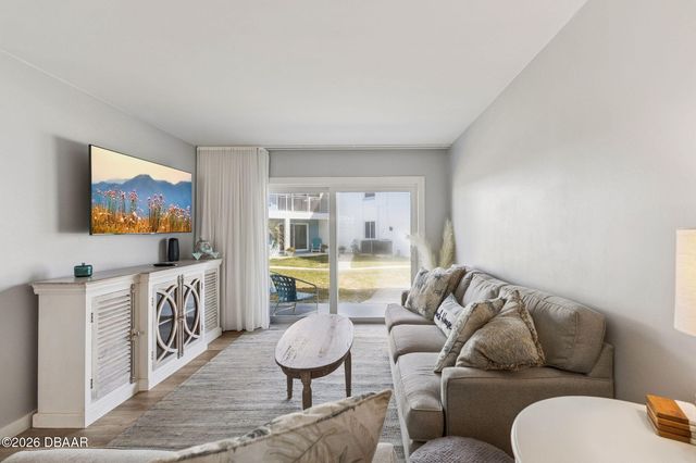 513 N Atlantic Avenue # 33, New Smyrna Beach, FL 32169