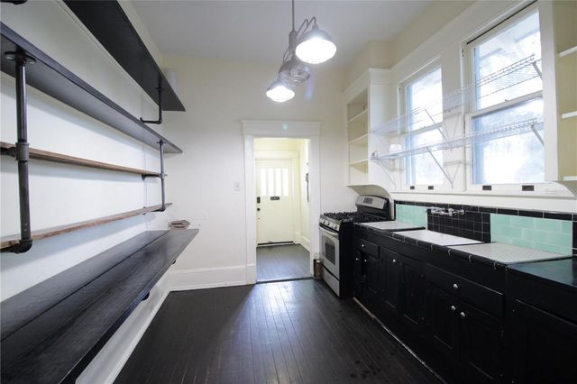 834 E UNIVERSITY AVENUE, Gainesville, FL 32601