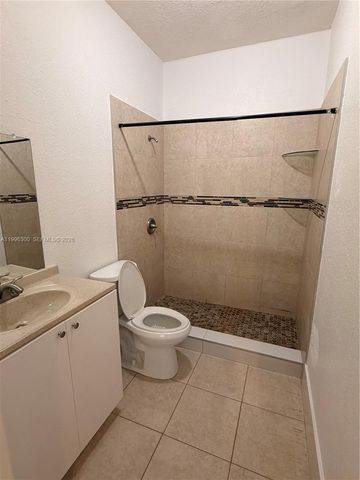 13264 Old Biscayne Dr 405, Homestead, FL 33033