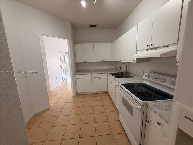 13264 Old Biscayne Dr 405, Homestead, FL 33033