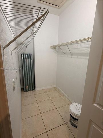 13264 Old Biscayne Dr 405, Homestead, FL 33033