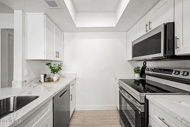 616 S HARDY Drive 225, Tempe, AZ 85281