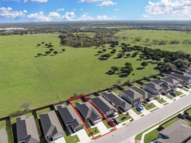 200 Longmount CV, Liberty Hill, TX 78642