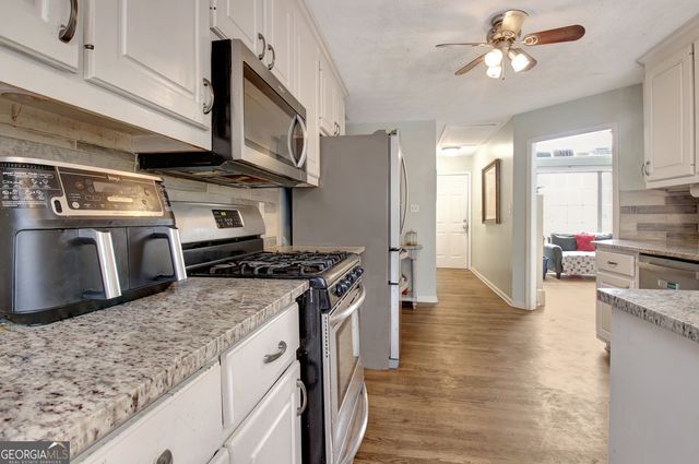 201 Wynnfield Way, Mcdonough, GA 30252