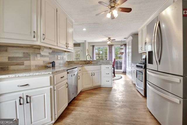 201 Wynnfield Way, Mcdonough, GA 30252