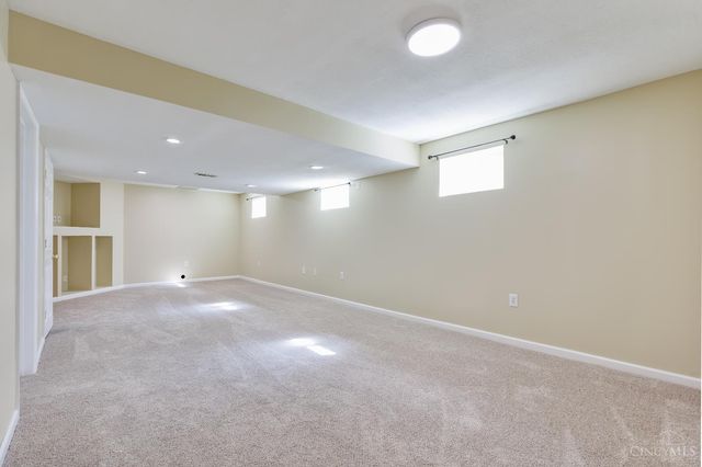 468 Silverwood Farms Drive, Lebanon, OH 45036